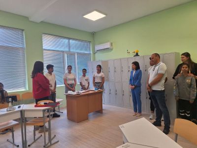 Откриване на STEM център1 10