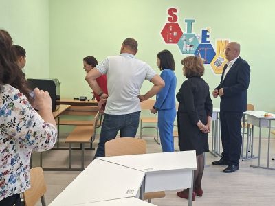 Откриване на STEM център1 12